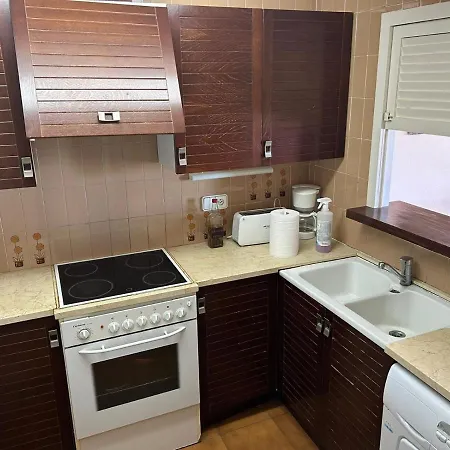 Beachfront In דירה *